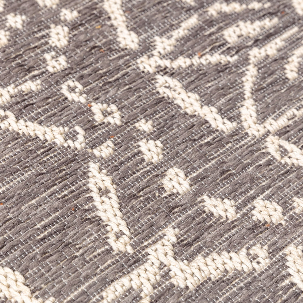 Round Modern Outdoor Rug - Porto Aztec Light Gray
